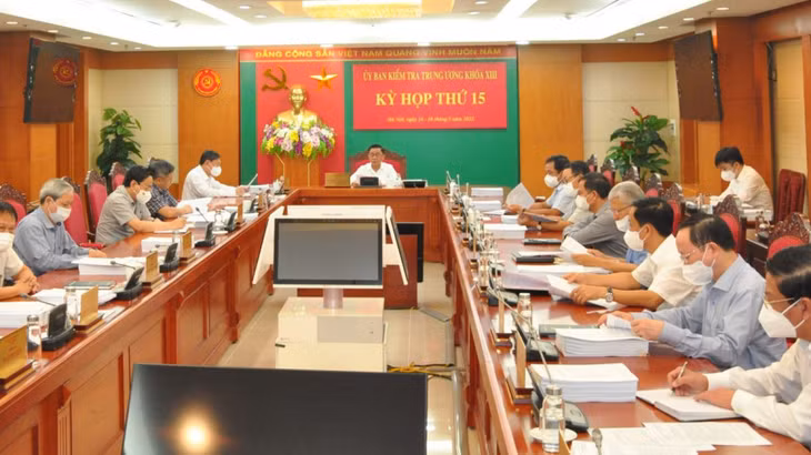 Kỳ họp thứ 15 của Ủy ban Kiểm tra Trung ương khóa XIII.