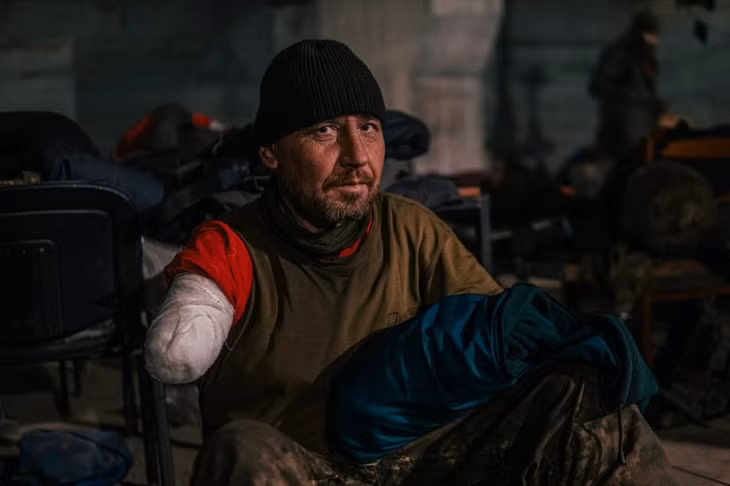 Người bị thương bên trong nhà máy Azovstal. Ảnh: Trung đoàn Azov/Reuters