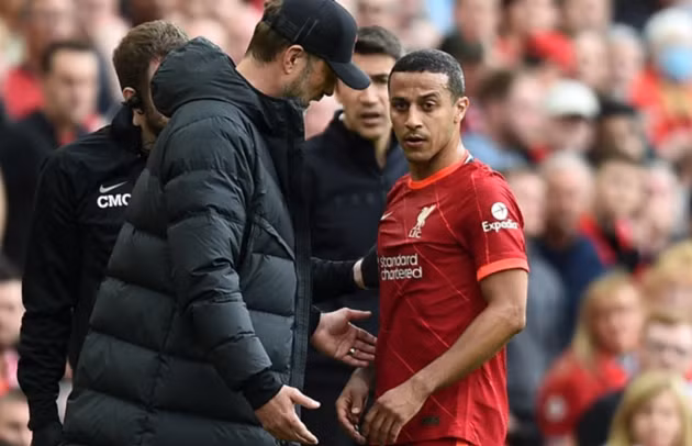 Thiago có nguy cơ vắng mặt ở CK Champions League.