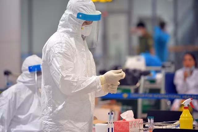 Từ 00 giờ ngày 15/5/2022 không phải xét nghiệm virus SARS-CoV-2 khi nhập cảnh vào Việt Nam.