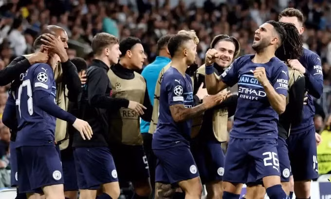 Man City đã đến gần chiến thắng sau bàn mở tỷ số của Mahrez. Ảnh: Reuters.