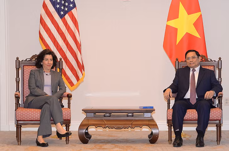 Thủ tướng Phạm Minh Chính tiếp Bộ trưởng Thương mại Hoa Kỳ Gina Raimondo.