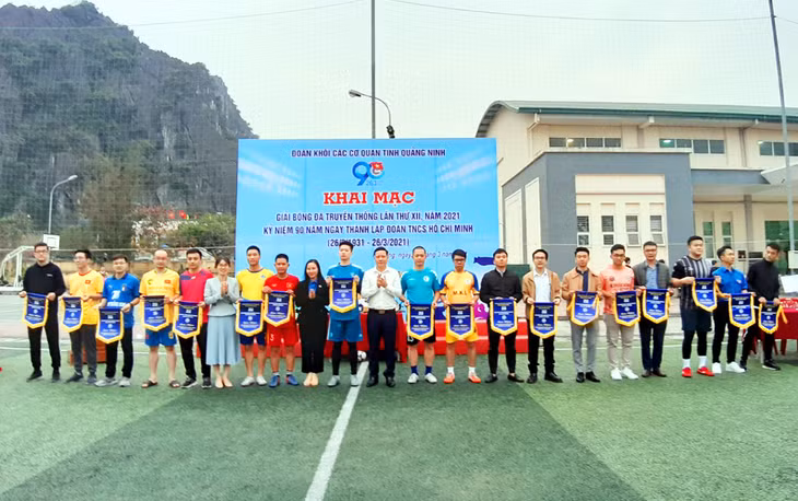 Khai mạc Giải bóng đá truyền thống Đoàn khối lần thứ XII chào mừng Tháng Thanh niên năm 2021.