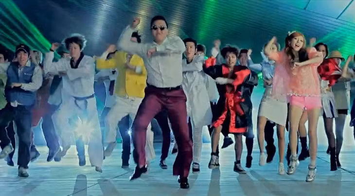 MV “Gangnam Style” thiết lập hàng loạt cột mốc mới cho Hàn Quốc và quốc tế. Ảnh: ST.