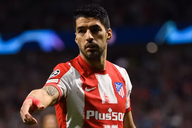 Suarez sẽ khoác áo Villa?