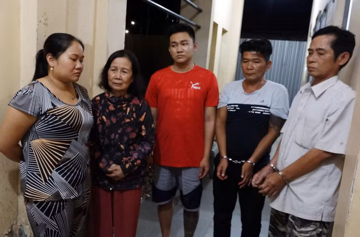 Các đối tượng bị bắt giữ.