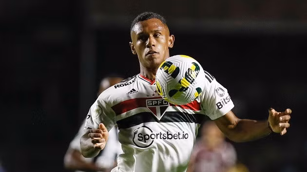 Wolves muốn kiện Arsenal vì thương vụ Marquinhos/
