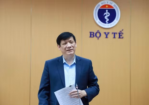 Bo Y te bao cao Quoc hoi ve mua thiet bi chong dich va gia xet nghiem hinh anh 2