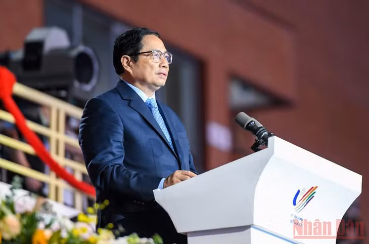 Thủ tướng Phạm Minh Chính phát biểu, tuyên bố bế mạc SEA Games 31 (Ảnh: THÀNH ĐẠT)