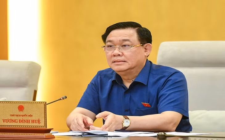 Chủ tịch Quốc hội Vương Đình Huệ phát biểu ý kiến tại phiên họp. (Ảnh: Duy Linh)