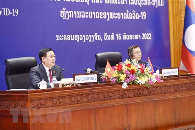 Quoc hoi Viet-Lao chia se kinh nghiem phat trien kinh te-xa hoi hinh anh 3