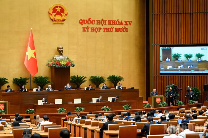 Quang cảnh phiên họp sáng 3/12. (Ảnh: DUY LINH)