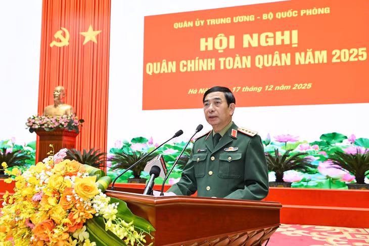 Đại tướng Phan Văn Giang phát biểu khai mạc hội nghị. (Ảnh: THỦY NGUYÊN)
