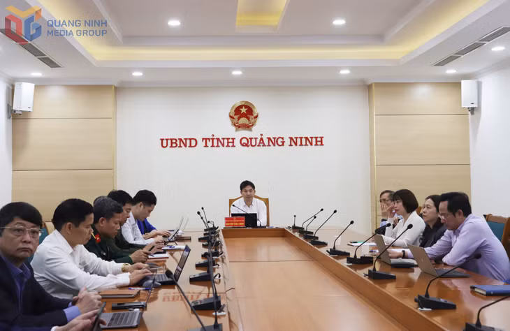 Đồng chí Nguyễn Văn Công, Phó Chủ tịch UBND tỉnh tham dự diễn đàn tại Quảng Ninh.