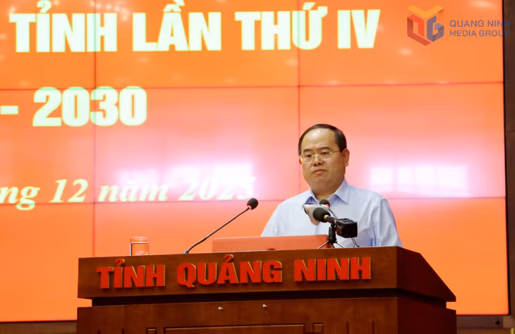 Đồng chí Quản Minh Cường, Bí thư Tỉnh ủy, phát biểu chỉ đạo tại hội nghị.