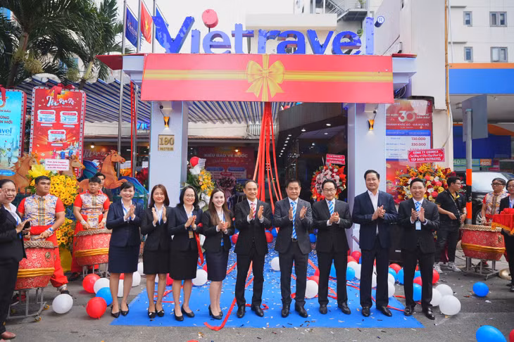 Lễ ra mắt nhận diện thương hiệu mới tại trụ sở chính Vietravel