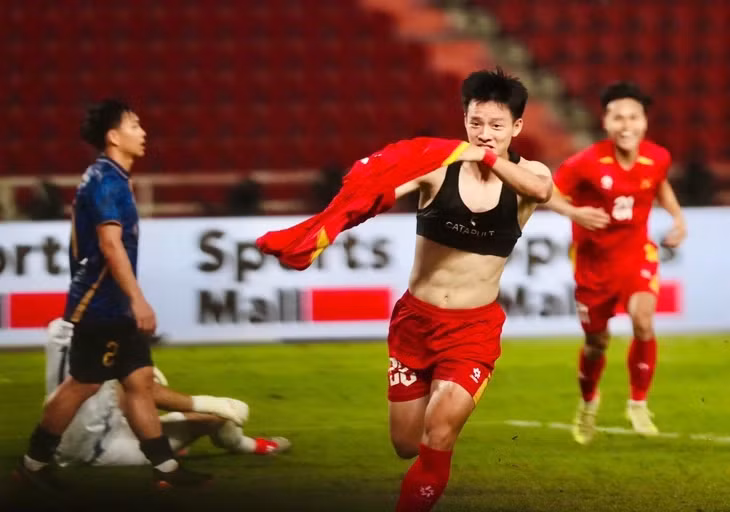 U22 Việt Nam có màn trình diễn xuất sắc ở SEA Games 33 - Ảnh: NAM TRẦN