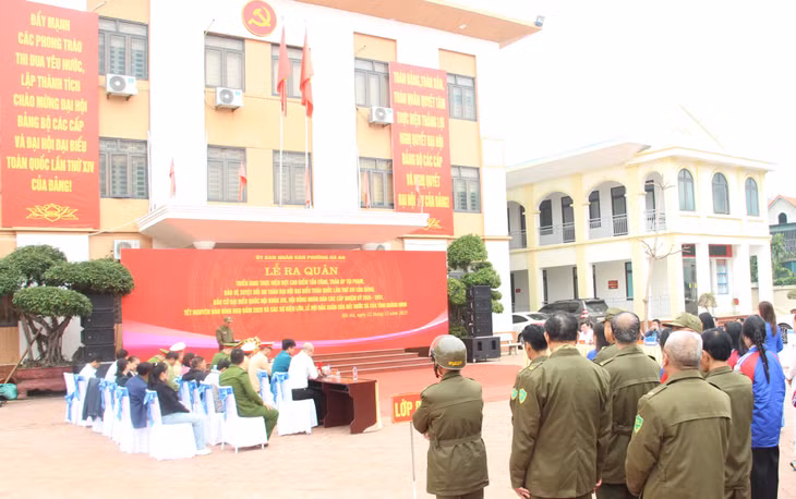 Quang cảnh lễ phát động ra quân đợt cao điểm.