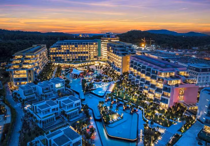 Premier Residences Phu Quoc Emerald Bay là điểm đến nghỉ dưỡng cao cấp. Ảnh: S.G.