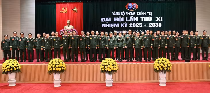 Đại hội Đảng bộ Phòng Chính trị lần thứ XI, nhiệm kỳ 2025-2030. Ảnh: Văn Đảm.