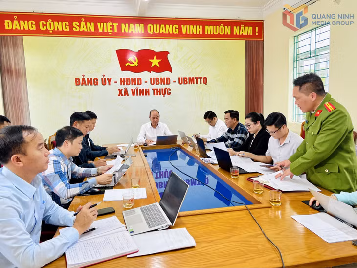 Công an xã Vĩnh Thực tham mưu cấp ủy, chính quyền xã triển khai các tiêu chí xây dựng xã không ma túy.