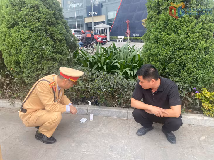 Trong kỳ nghỉ Tết Dương lịch, lực lượng CSGT sẽ tăng cường kiểm tra ma túy, nồng độ cồn đối với lái xe khách tại các đầu bến.