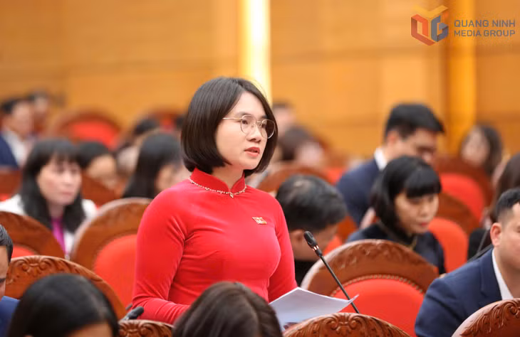 Đại biểu Bùi Thị Quỳnh Nga đóng góp nhiều giải pháp thực hiện mục tiêu phát triển kinh tế - xã hội năm 2026 và các dự thảo Nghị quyết.