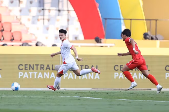U22 Việt Nam có lợi thế giành vé vào bán kết SEA Games 33. Ảnh: Minh Dân