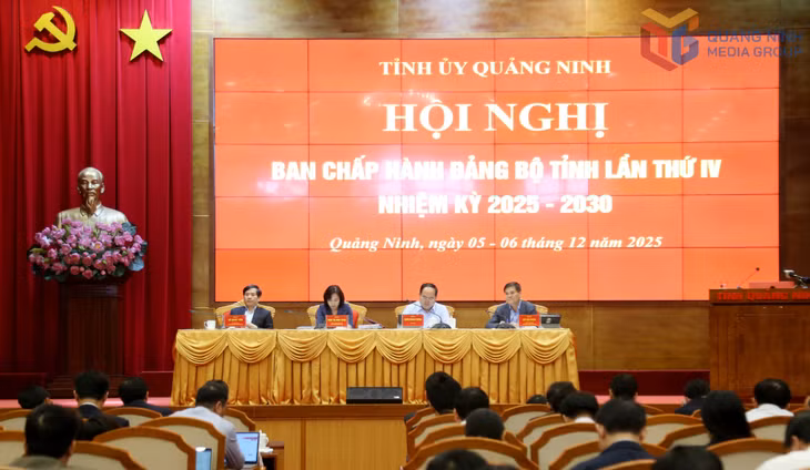 Các đồng chí Thường trực Tỉnh ủy 