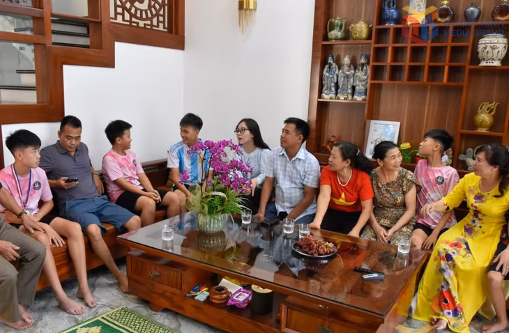 CLB "Gia đình hạnh phúc" tại khu phố Diêm Thủy, phường Cẩm Phả. Ảnh: Hoàng Giang