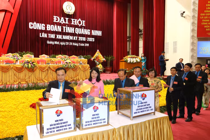 2018-03_Đại hội Công đoàn tỉnh Quảng Ninh lần thứ XIII, nhiệm kỳ 2018–2023 - Đại hội bầu BCH khóa XIII. Ảnh: Đỗ Giang