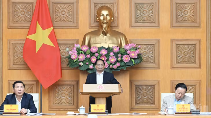 Thủ tướng Chính phủ Phạm Minh Chính chủ trì Phiên họp thứ 22 của Ban Chỉ đạo Nhà nước về các dự án, công trình giao thông trọng điểm. (Ảnh: Trần Hải)