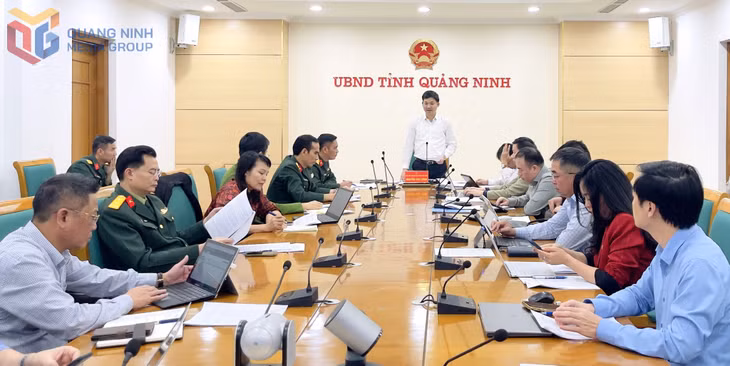 Đồng chí Nguyễn Văn Công PCT UBND tỉnh, Phó trưởng ban Thường trực Ban chỉ huy Phòng thủ dân sự tỉnh phát biểu chỉ đạo tại Hội nghị.