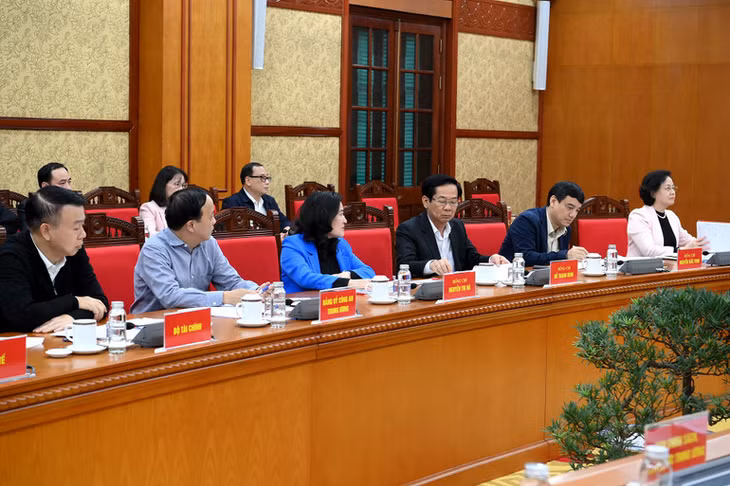 Các đại biểu dự buổi làm việc. (Ảnh: ĐĂNG KHOA)