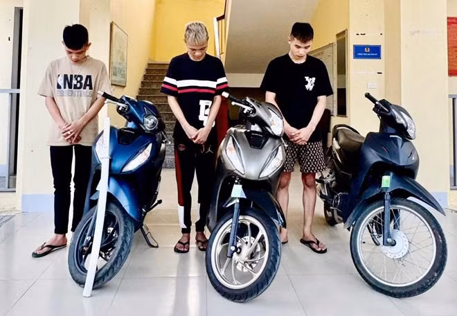 3 đối tượng cưỡng đoạt tài sản bị bắt giữ, khởi tố. Ảnh: Công an Hà Tĩnh.