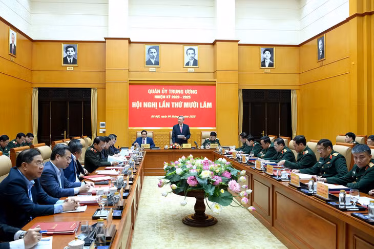 Quang cảnh Hội nghị Quân ủy Trung ương lần thứ mười lăm. (Ảnh: ĐĂNG KHOA)