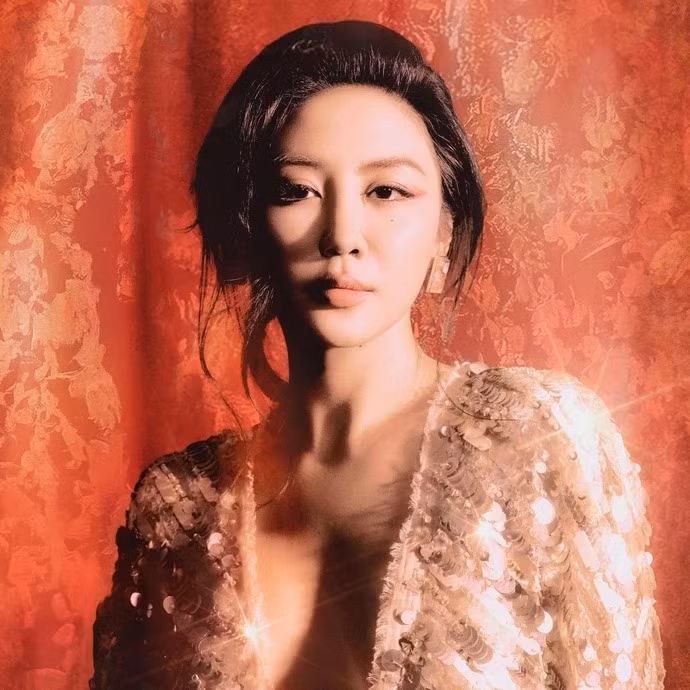 Hình ảnh Văn Mai Hương trong album Giai nhân - Ảnh: FBNV