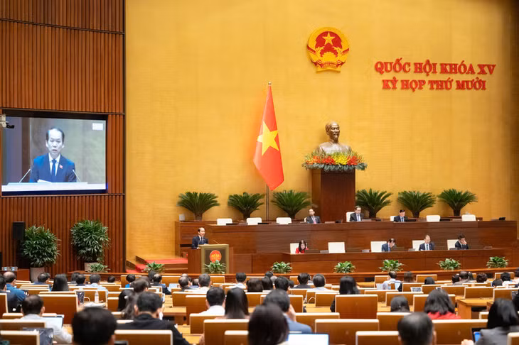 Quốc hội làm việc tại hội trường nghe Báo cáo và Báo cáo thẩm tra công tác của Viện Kiểm sát nhân dân tối cao năm 2025. (Ảnh: DUY LINH)