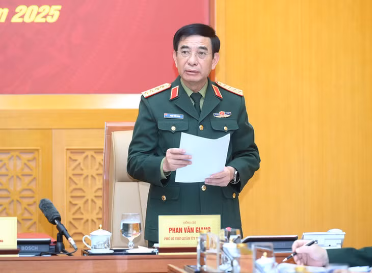Đại tướng Phan Văn Giang phát biểu tại hội nghị. (Ảnh: ĐĂNG KHOA)
