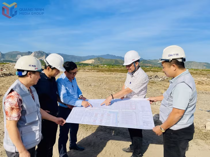 Đẩy nhanh tiến độ hoàn thiện Dự án đầu tư xây dựng - kinh doanh hạ tầng Khu đô thị mới phía Bắc cầu Bang tại xã Thống Nhất.
