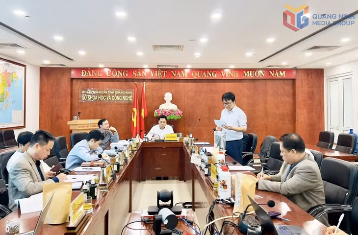 Hội đồng nghiệm thu nhiệm vụ KHCN tỉnh nghiệm thu nhiệm vụ "Nghiên cứu xây dựng liên kết chuỗi sản xuất quế hữu cơ tại Quảng Ninh".