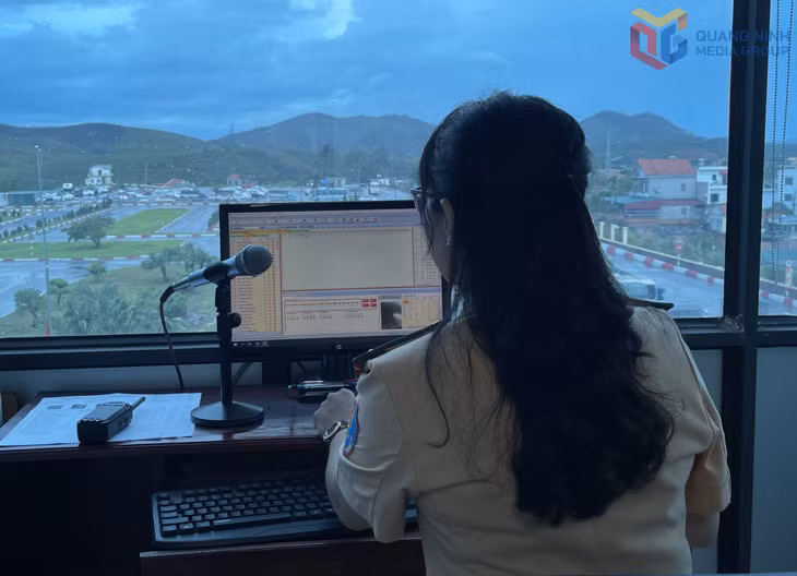 Đội Sát hạch cấp giấy phép lái xe đường bộ, Phòng CSGT (Công an tỉnh) sử dụng camera ứng dụng trí tuệ nhân tạo giám sát thí sinh sát hạch trên phương tiện.