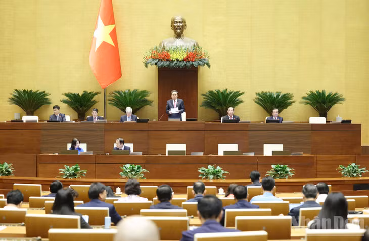 Chủ tịch Quốc hội Trần Thanh Mẫn điều hành nội dung phiên họp. (Ảnh: DUY LINH)