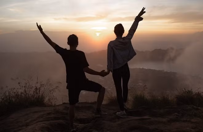 Áp lực công việc, tài chính, con cái nếu không được chia sẻ dễ bào mòn hôn nhân. Ảnh: Thùy Dương