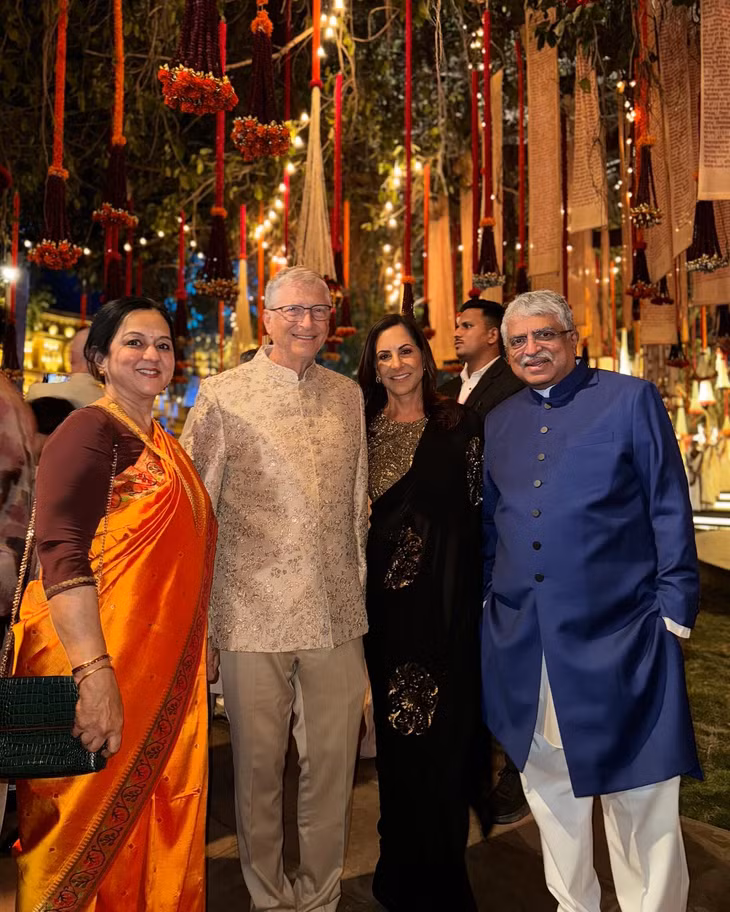 Bill Gates vừa dự lễ cưới của con trai tỷ phú Ấn Độ. Ảnh: Instagram Bill Gates