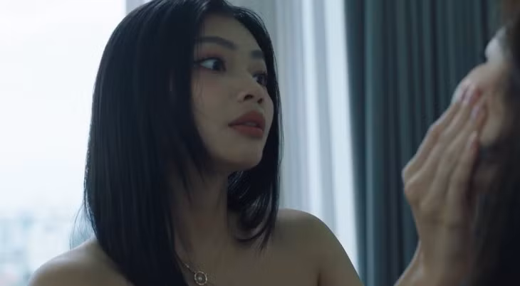 Quý cô thừa kế 2 đối diện thất bại doanh thu.