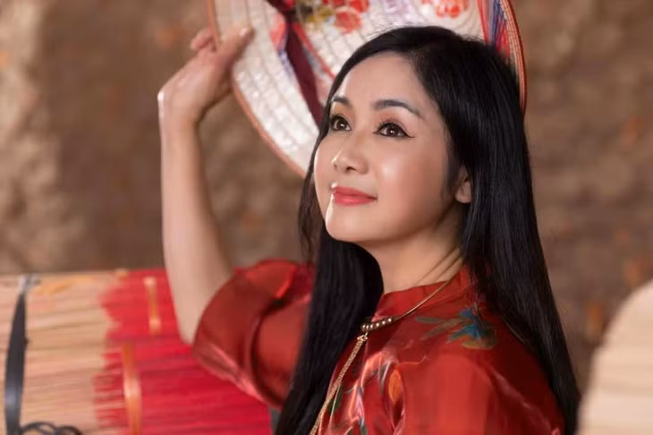 Nhan sắc "không tuổi" của Nghệ sỹ Nhân dân Thu Hà. (Ảnh: NVCC)
