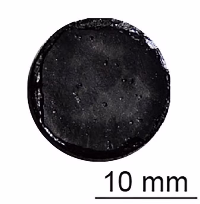Vật liệu tổng hợp kim cương và graphene do các nhà khoa học Trung Quốc tạo ra. (Ảnh: SCMP)