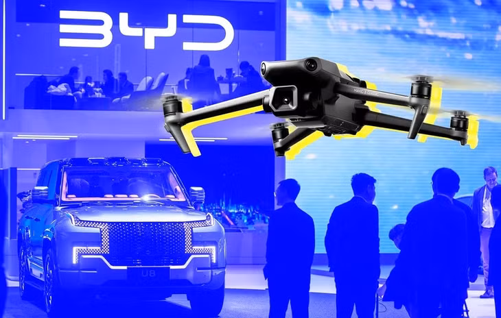 Máy bay không người lái sắp được tích hợp trên xe điện. Ảnh: DJI.