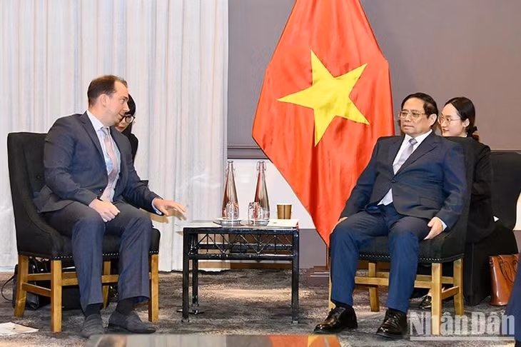 Thủ tướng Phạm Minh Chính tiếp lãnh đạo Tập đoàn EQ Resources.